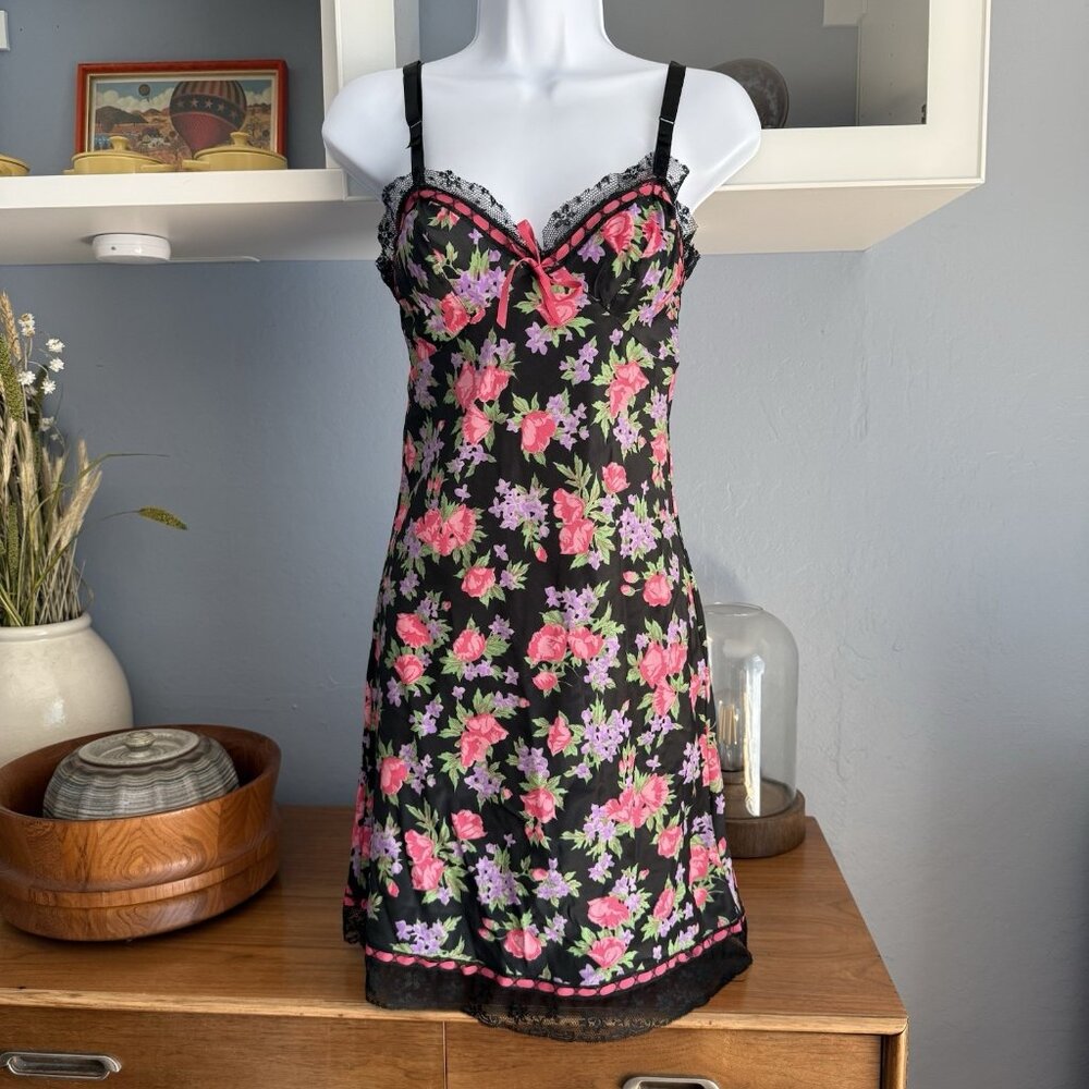 Vintage Caresse Slip Size 32 Floral Intimate Dress Lingerie Union Feminine